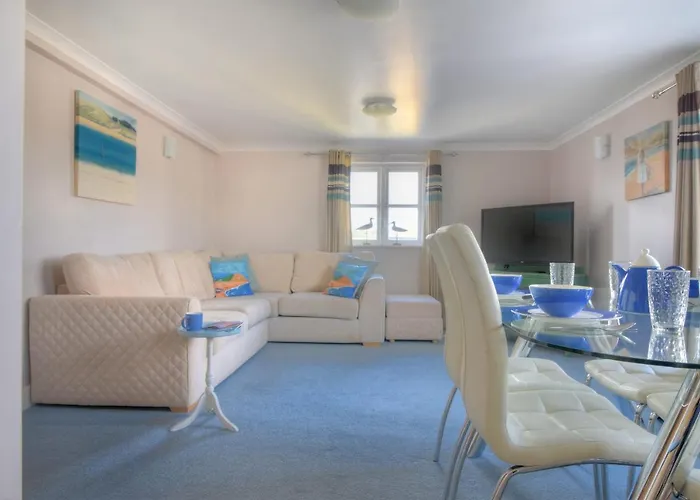 9 Maritime House
